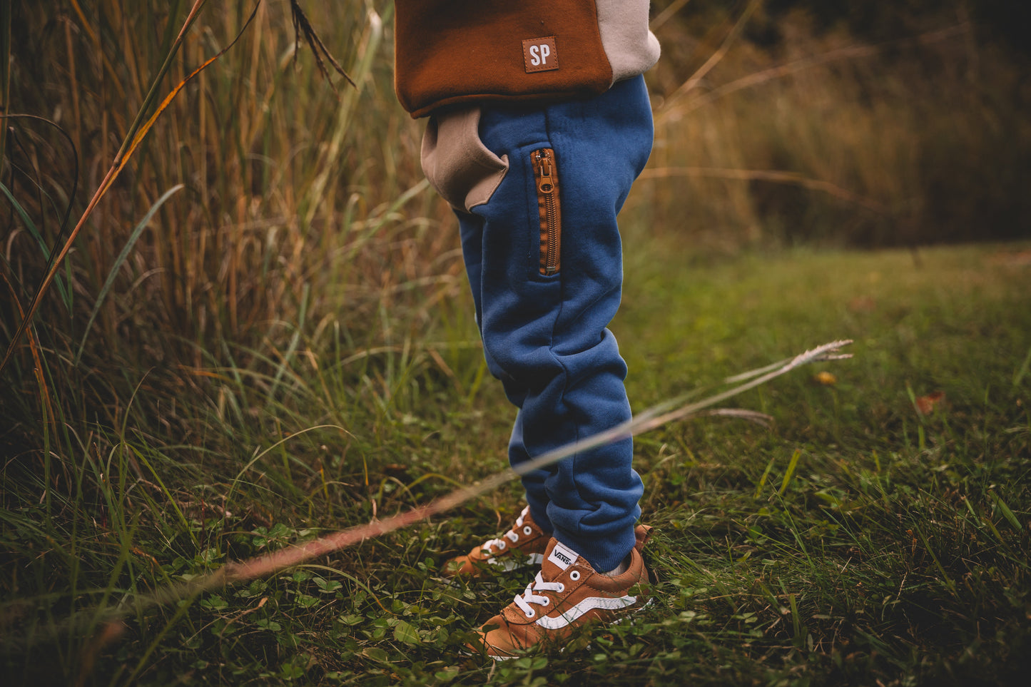 Kingfisher kangaroo joggers