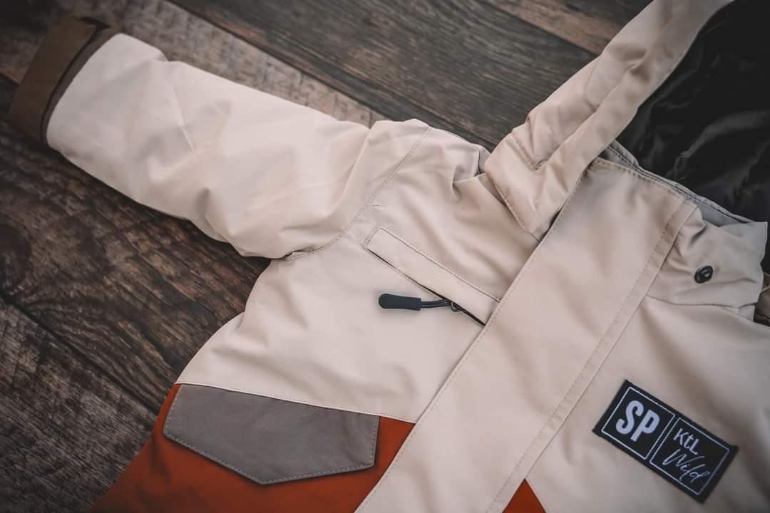 Snow suit