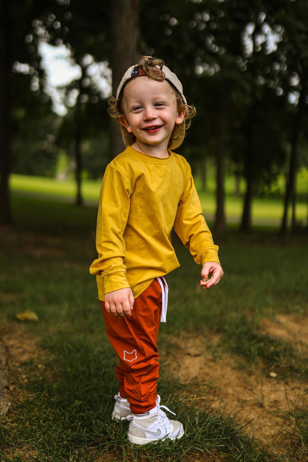 Fox cargos